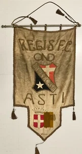 FUSSBALL REGIS FOOTBALL CLUB OND ASTI WIMPEL FUSSBALLMANNSCHAFT 1926.1943 - Bild 1 von 14