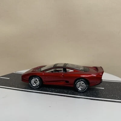 Matchbox Premiere Collection World Class Jaguar XJ220 Dark Red Mtflk 1:64 NM - Image 1 of 4