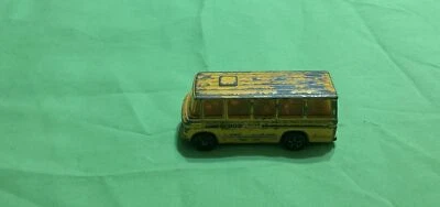 Autobús escolar Corgi Juniors Mercedes Benz Foto 1 de 4