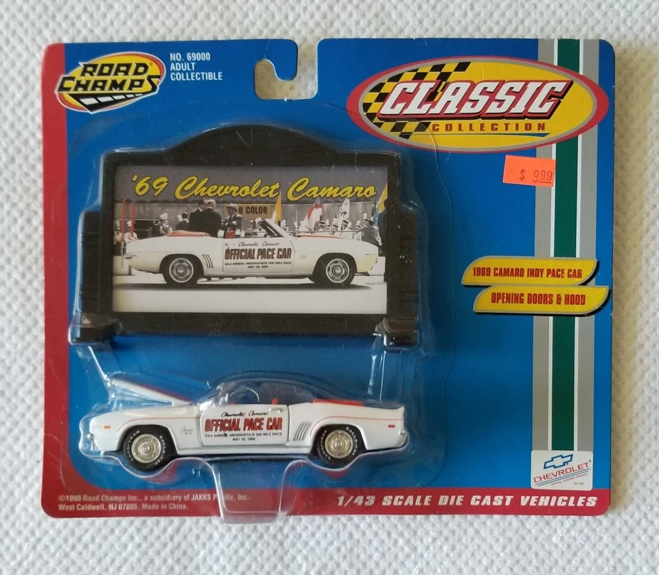 Road Champs Classic Collection 1969 Camaro Indy Official Pace Car - White 1 43