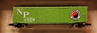 Con-Cor N Scale 50' Grain Box Car Northern Pacific #8654 - Image 1 of 4