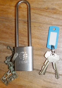 Best 11B782L Padlock 4" Shackle, Chain, Keyed, G Keyway, Falcon core, three keys - Picture 1 of 10