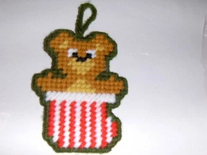 NUOVO completo tela plastica ornamento orso in calza 3 1/4" - Foto 1 di 1
