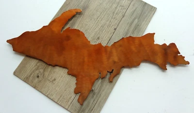 Настенное искусство плазменной резки Upper Peninsula of Michigan 24 x 13 дюймов полупрозрачная медь - Изображение 1 из 4