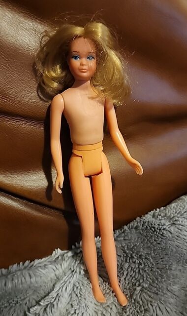 NSFW: Growing Up Skipper #barbie 