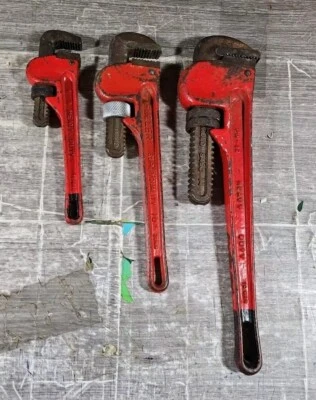 VINTAGE RED HANDLE PIPE MONKEY WRENCH 8" & 12" GREAT NECK 10" FULLER 3 PIECES - Image 1 of 2