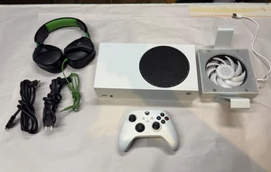 Microsoft Xbox Series S 512GB White Console with Controller w/ Headset - Picture 1 of 8