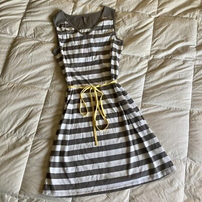 Hanna Andersson Dress Women’s Small Gray White Stripe W/ Yellow Tie Belt - Image 1 of 4