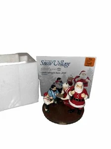 Department 56 The Original Snow Village Santa Comes To Town 2015 - 4044884 - Imagen 1 de 5