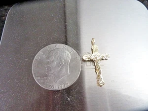 REAL Solid 10K Yellow Gold Cross Crucifix Charm Necklace Pendant ~ 1.9g #5764 - Picture 1 of 5