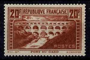 FRANCE STAMP YVERT 262b SCOTT # 253 " PONT DU GARD RED BROWN 1931 " MNH VF Y913 - Picture 1 of 2