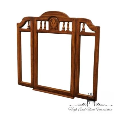 KINCAID FURNITURE Solid Oak Country Style 59? Tri-Fold Dresser Mirror 27-070 - Image 1 of 4