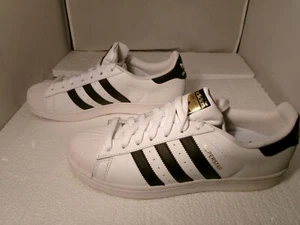 Adidas Damen Superstar C77153 weiß Freizeitschuhe Turnschuhe Größe 9 schön!! - Bild 1 von 12