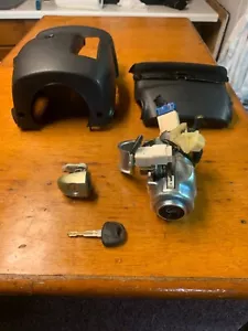 🍀 2010-2013 Kia Soul OEM Ignition Switch w/key Column Cover and door Lock - Picture 1 of 14