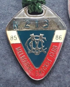 1985-86 Melbourne Cricket Club Reserve Membership Badge - Picture 1 of 2