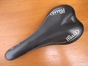 Selle Italia SLR Carbon Fiber Shell Titanium Rail 135 Gram Racing Seat Saddle - Picture 1 of 16