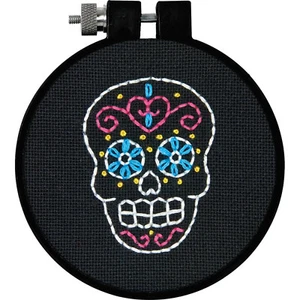 'Learn a Craft' Kit de Bordado ~ Dimensiones Calavera de Azúcar Dulce #72-74819 ¡OFERTA! - Imagen 1 de 2