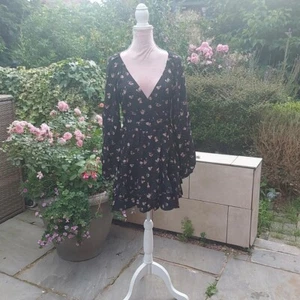 Laurella Ladies/ Girls Black Floral Short Rah Rah Style Dress UK XS - Picture 1 of 5