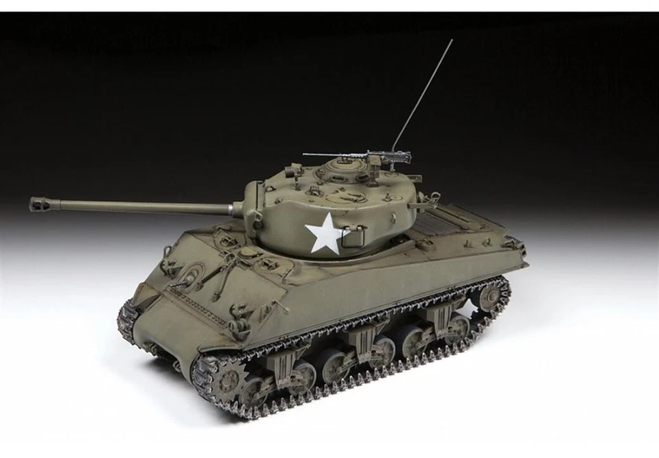 Modellino Model Kit Carro Armato M4A3 Sherman Battle Tank Scala 1/35 - Immagine 1 di 4