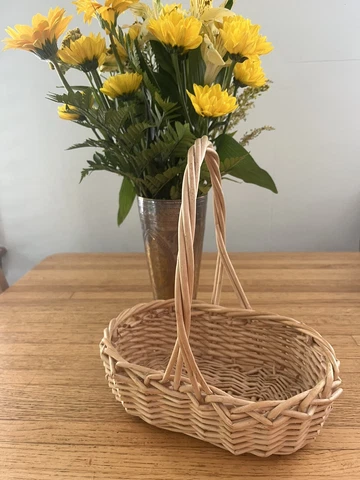 Small Vintage Basket With Handle Flower Girl 8x5 10” Handle Cover