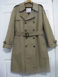 London Fog Maincoats by Greenwood Trenchcoat Mens 44R Tan Fur Lined Classic - Picture 1 of 6