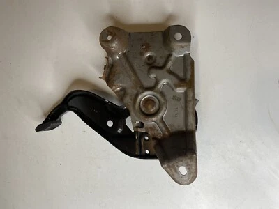 Nissan NV 1500 2012 montaje de pedal de brazo de emergencia OEM  Foto 1 de 4