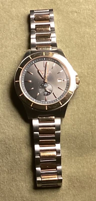 FERRE MILANO MEN WATCH  WORKS 1GO80 AROUND BAND INSIDE 7 INCHES LONG - Image 1 of 4