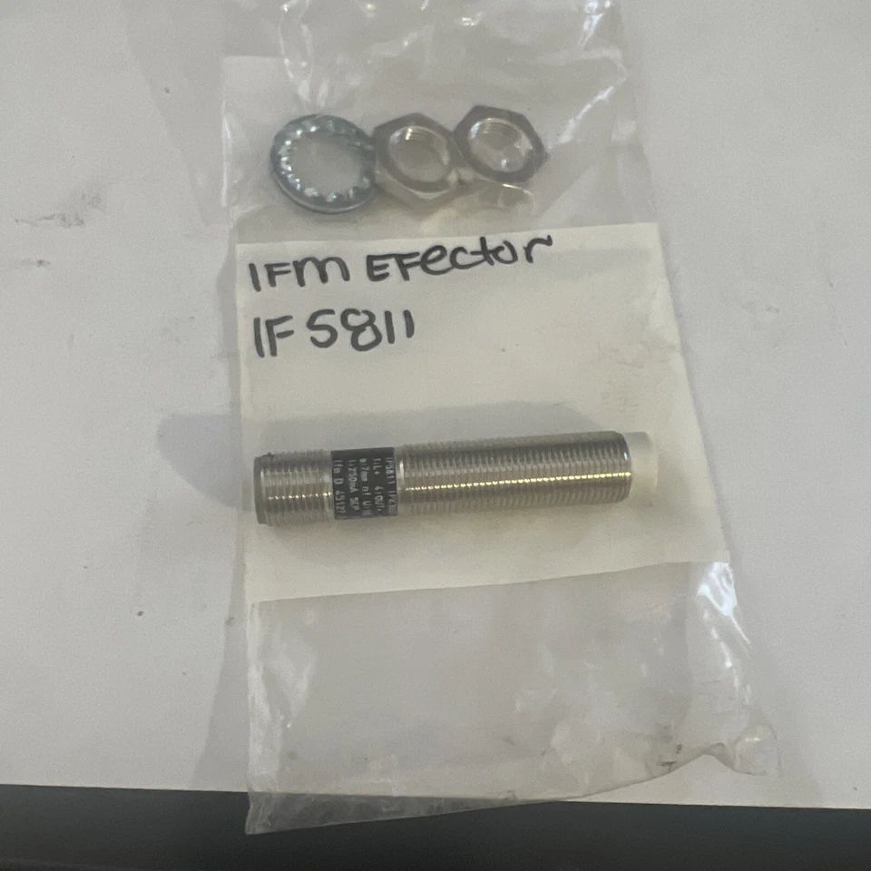 IFM Efector  IF5811  NO PNP Prox Switch, 10-36 VDC, NEW (S135) - Image 1 of 1