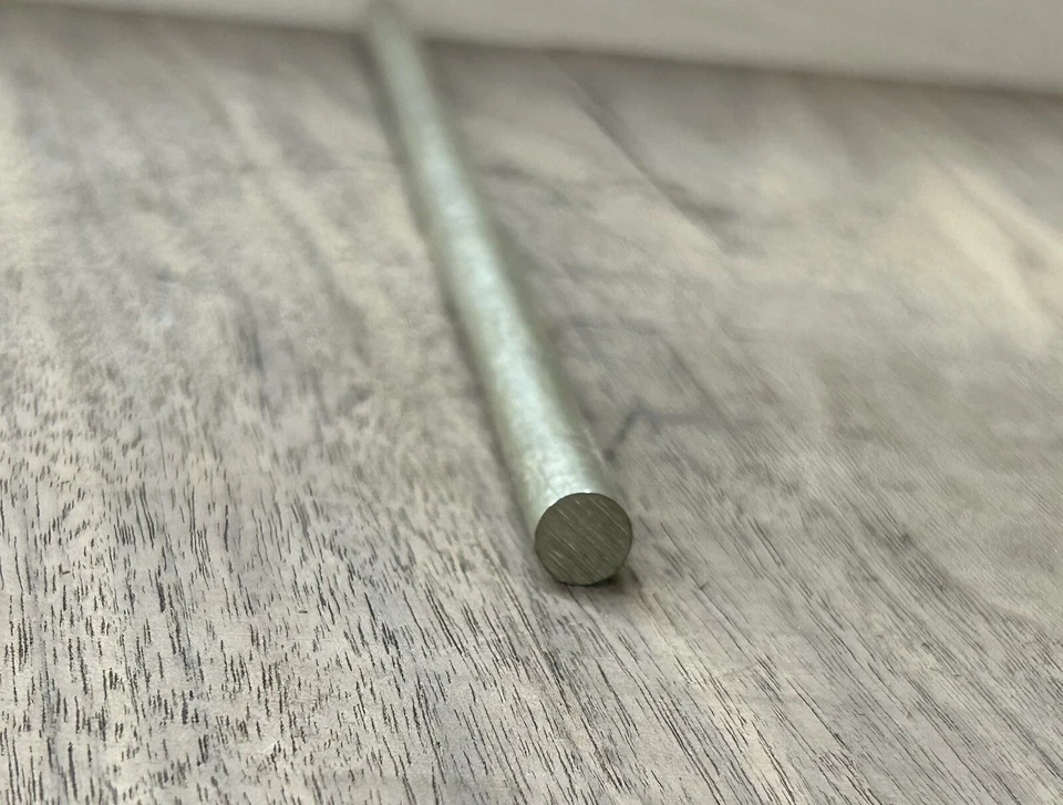 752 18% Nickel Silver 1/4" Diameter x 11” long turning stock - Image 1 of 1