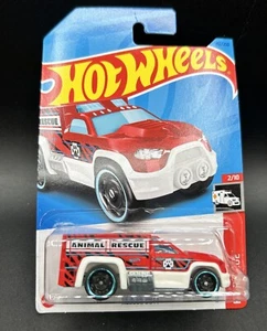 Hot Wheels 2023 Case Q Mainline Rescue Duty - Int. Karte - Bild 1 von 3