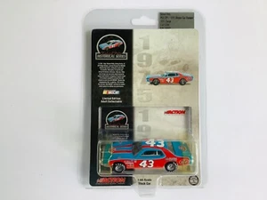 Dodge Charger Richard Petty #43 STP 1975 WINSTON CUP CHAMPION 1:64 NUEVO 🔥🔥 - Imagen 1 de 8