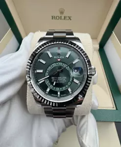 Rolex Sky-Dweller 336934 Green Oyster UNWORN Steel 42 mm Complete Set - Picture 1 of 9