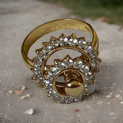 Bonito Anillo de Cóctel Estilo Giratorio Cristal Transparente Tono Dorado Talla 6.5 Foto 1 de 4