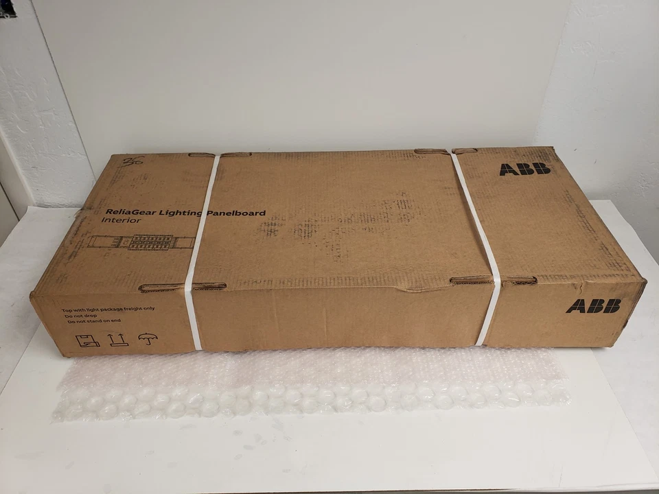 GE ABB RQF- INTERIOR-N  AQF3422ABX AXS5 ReliaGear Lighting Panelboard - Image 1 of 4