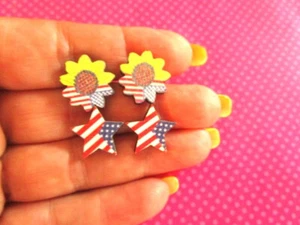 USA flag wood stud set - Picture 1 of 4