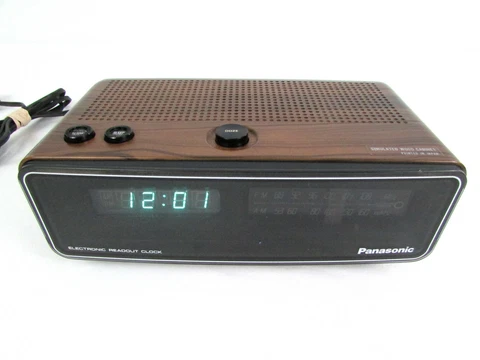 Vtg Panasonic RC-300 Digital Clock Radio Faux Wood Grain Sim Wood Cabinet Japan Cover