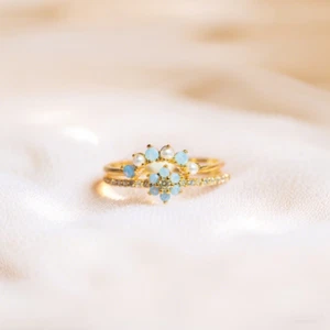 2Pcs Vintage Blue Opal Pearl Crown Flower 14k Gold Plated Dainty Ring-Size 7 - Picture 1 of 4