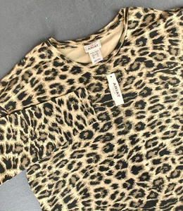 Camisa para mujer ARIAT Wild Life estampado de leopardo manga larga XL NUEVA CON ETIQUETAS - Imagen 1 de 15