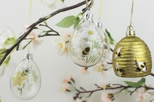 GISELA GRAHAM EASTER GLASS EGG BEE DAISY BUTTERCUP FLOWER BEEHIVE DECORATION - Picture 1 of 8