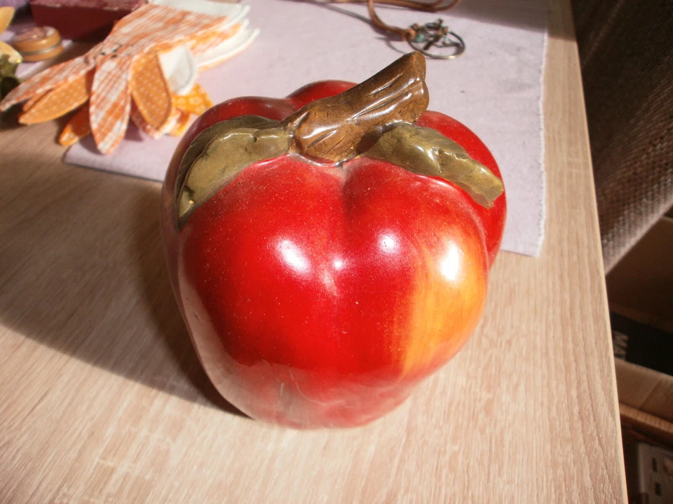 deko figur apfel - Bild 1 von 1