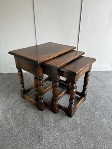 Antique Style Solid Oak Nest of 3 Tables Nesting Tables Side Table Coffee Table - Picture 1 of 12