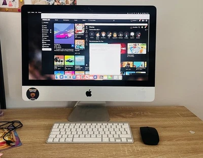 Apple iMac 21.5in All-in-One Desktop - MK442LL/A (Late 2015) Clean.  - Image 1 of 4