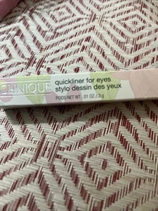 Lápiz delineador de ojos automático Clinique Quickliner True Khaki nuevo en caja - Imagen 1 de 8