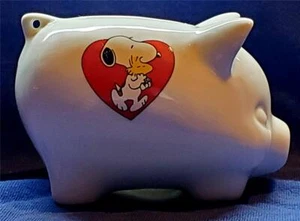 Charming Heart Snoopy Piggy Bank - Bild 1 von 1