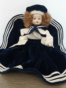 BAMBOLA IN PORCELLANA CAPODIMONTE MARCHIO **ALBACHIARA** - Foto 1 di 4