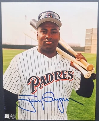Foto autografiada en color firmada por Tony Gwynn de los Padres de San Diego + PSA LOA Foto 1 de 3