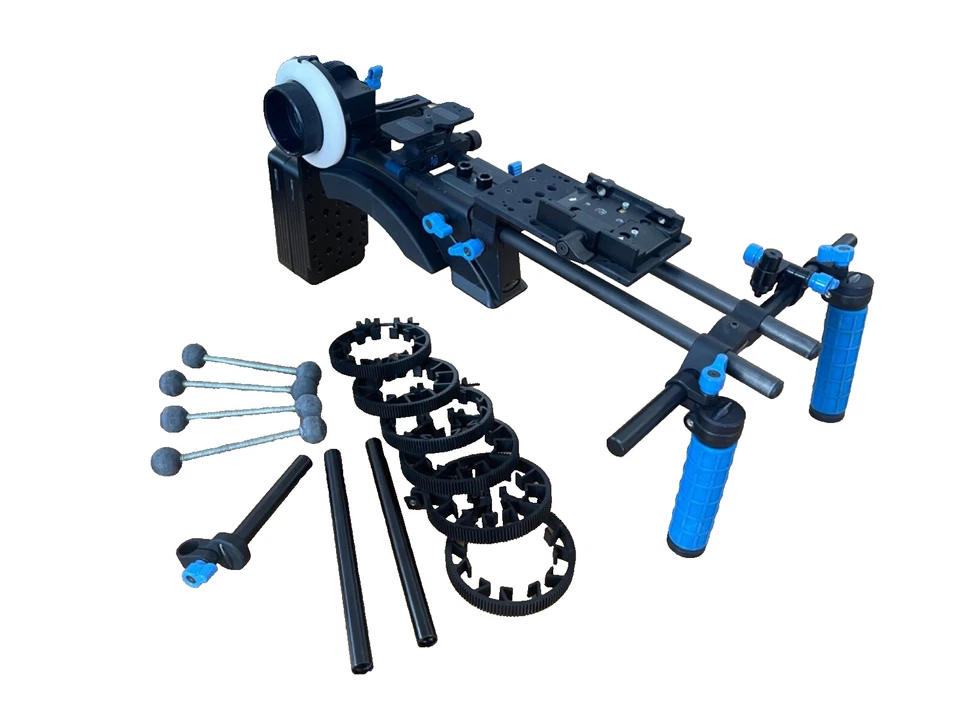 Redrock Micro Cinema Experience Shoulder Mount w/ Micro Follow Focus & Extras - Image 1 of 4