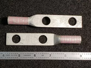BURNDY YA252N Zweilochschuh Kompressionsstecker: 1/0 Kabelgröße - 2 Stück - Bild 1 von 2