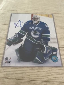 Roberto Luongo #1 Vancouver Canucks Signed Photo - Picture 1 of 5