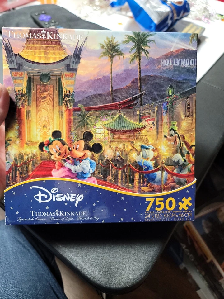 Disney Mickey Minnie Hollywood Jigsaw Puzzle 750 Piece